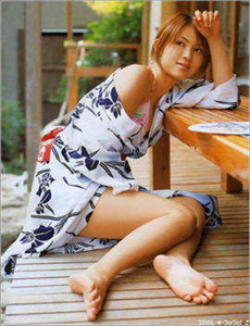 《同事家换着玩-美女写真福利视频网站》