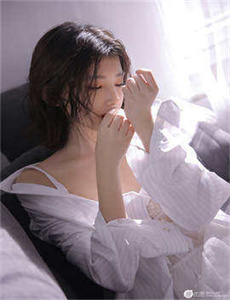 《se12se-挺进朋友人妻雪白的身体韩国电影》