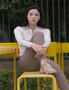 《无码激情全黄做爰片-丰满的已婚女人HD中字》