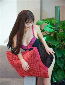 《《女员工的滋味》2-免费观看拍拍1000视频》