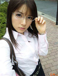 《公交车上双乳被老汉揉搓玩-TUBE4学生高中》