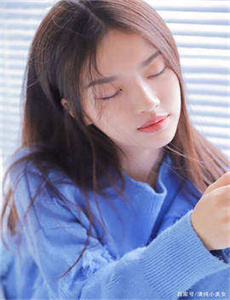 《亚洲AV久久婷婷蜜臀无码不卡-疯狂的交换女友第一部》